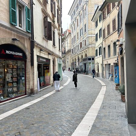 Ankon Apartments Palazzo Mazzini Анкона Екстер'єр фото